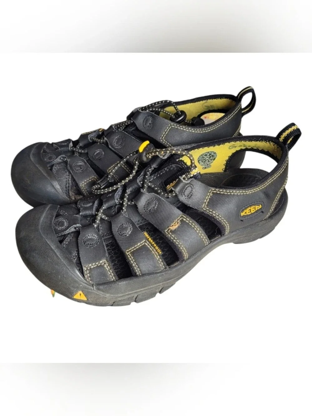 Keen Newport H2 Sandal Sz 5